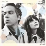 She & Him - A Very She & Him Christmas (Jewel Case)