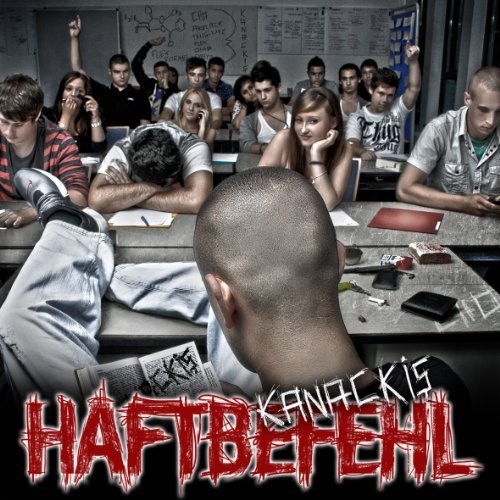 Haftbefehl - Kanackis (Limited Edition, inkl. CD & Bonus-CD, T-Shirt Gr. L und Poster / exklusiv bei Amazon.de)